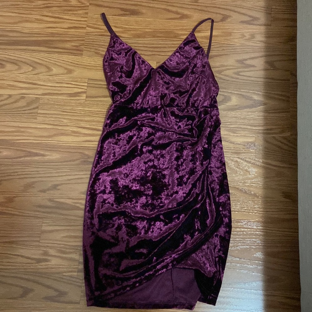 Forever 21 Velvet Mini dress